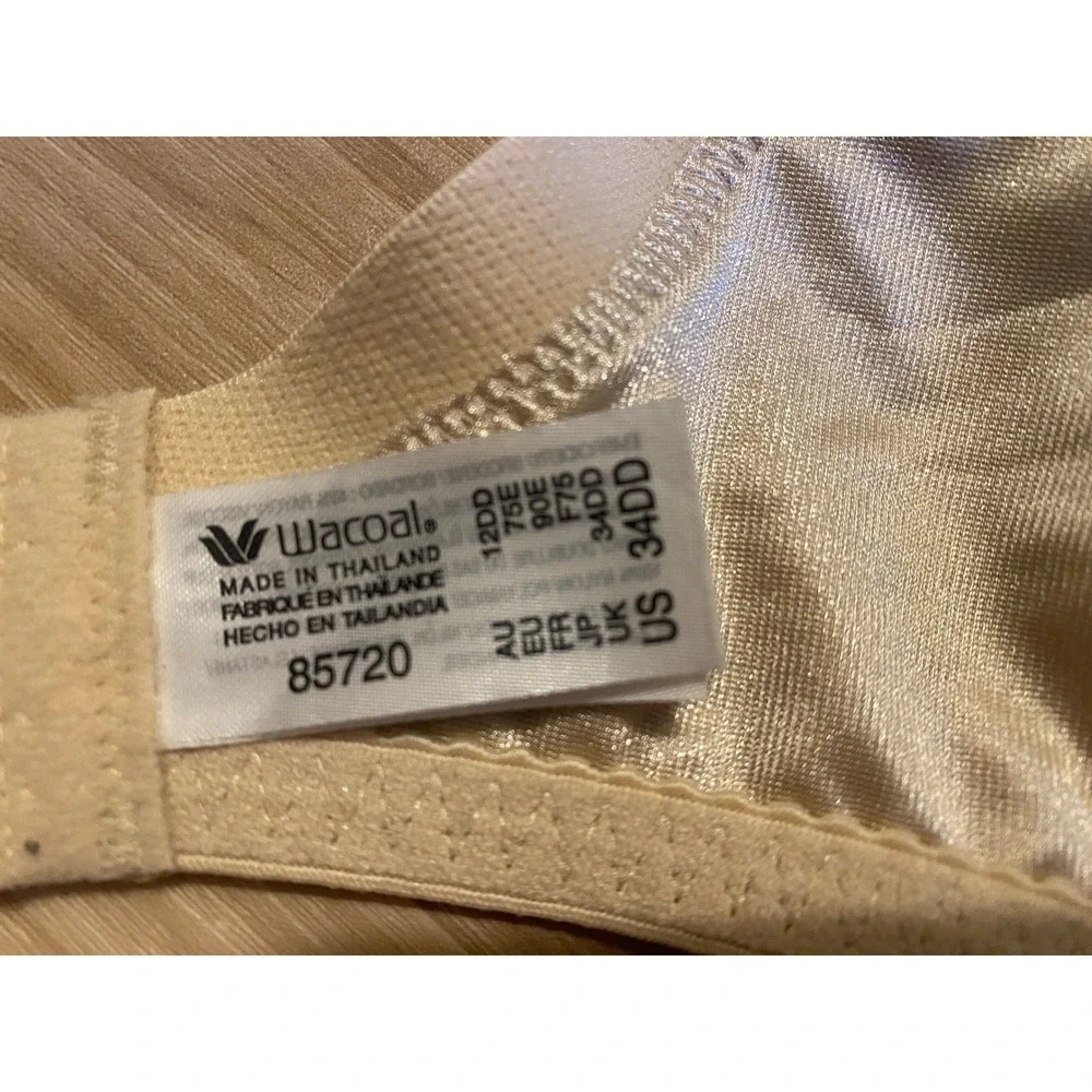 Wacoal 85720 Retro Chic Full Figure Underwire Bra Beige 34DD